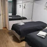 Marivas, 2 Bedroom Apt, Free Parking & Wifi Lejlighed *