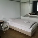 Marivas, 2 Bedroom Apt, Free Parking & Wifi