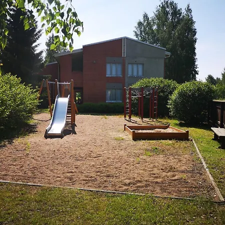 Marivas, 2 Bedroom Apt, Free Parking & Wifi Апартаменты Пори