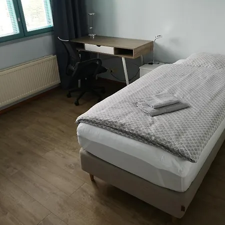 Apartment Marivas, 2 Bedroom Apt, Free Parking & Wifi